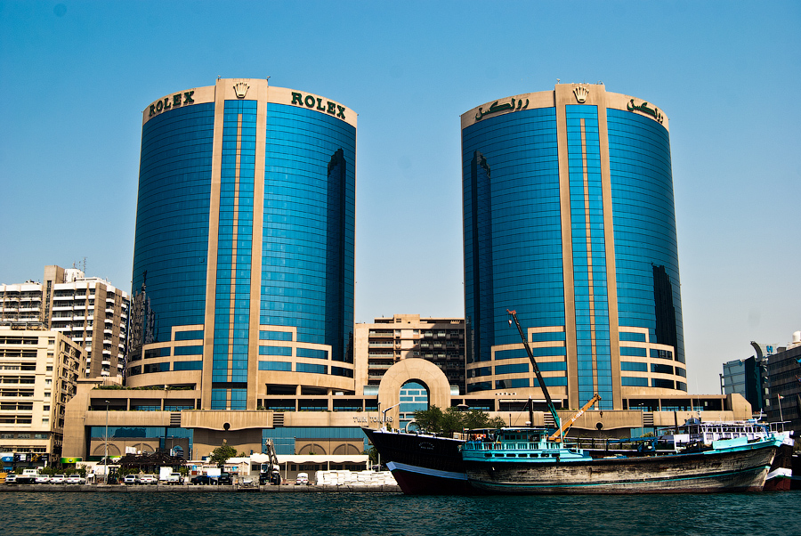 Город на песке. Дубаи и день на машине по ОАЭ. Октябрь 2011.