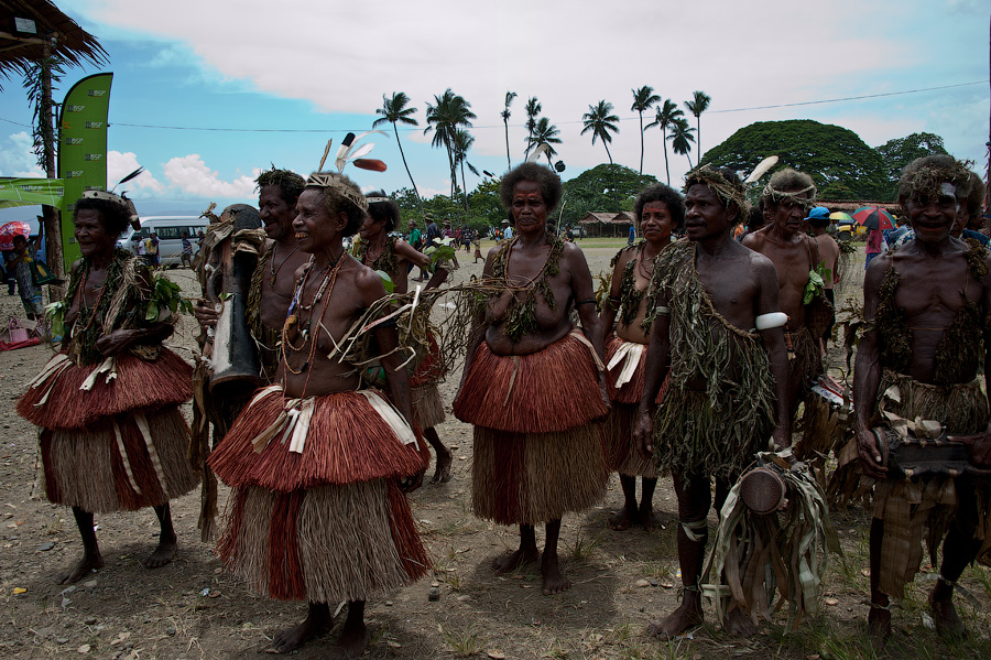 На лицо ужасные, добрые внутри: Папуа Новая Гвинея в октябре-ноябре 2012
