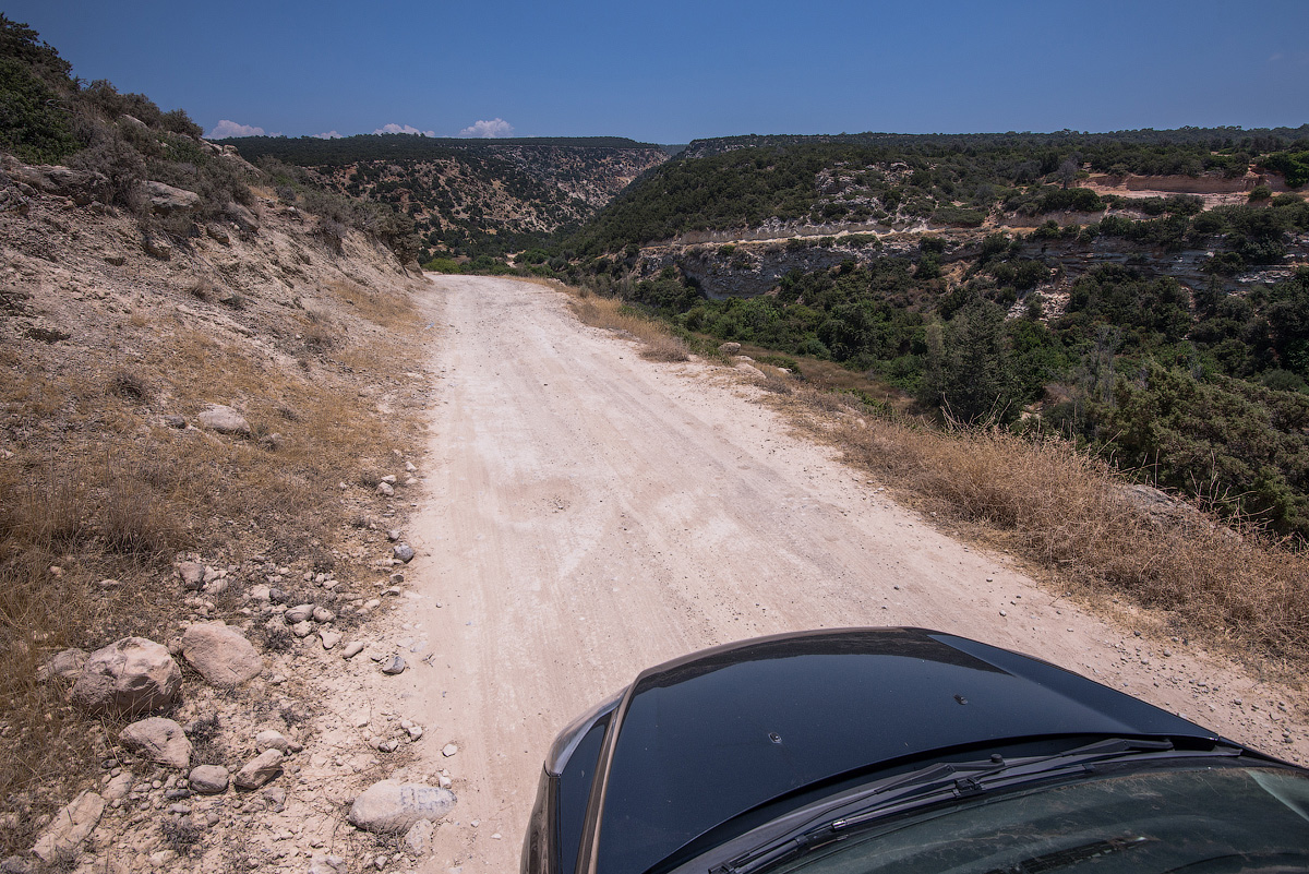 Тысяча километров по северному и южному Кипру на машине за неделю.